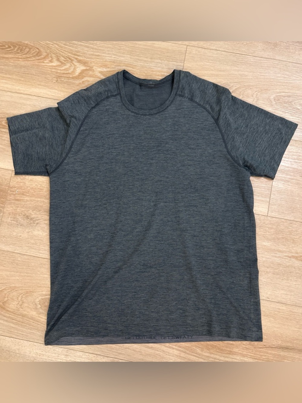 Lululemon Men Swiftly Tech Crew Short Sleeve Tee Size XXLarge Gray Green 2XL
